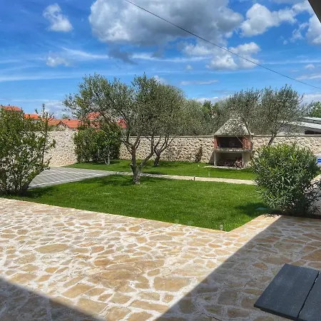 Studio Apartments Tara Zadar Exterior photo
