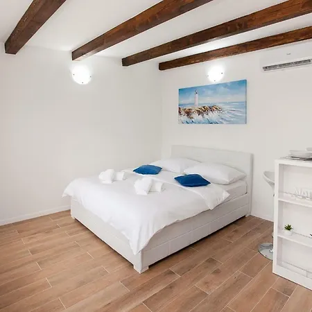 Studio Apartments Tara Zadar Exterior photo